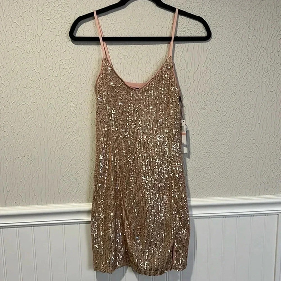 1. State Rose Gold sequined dress size 2 - Picture 5 of 11